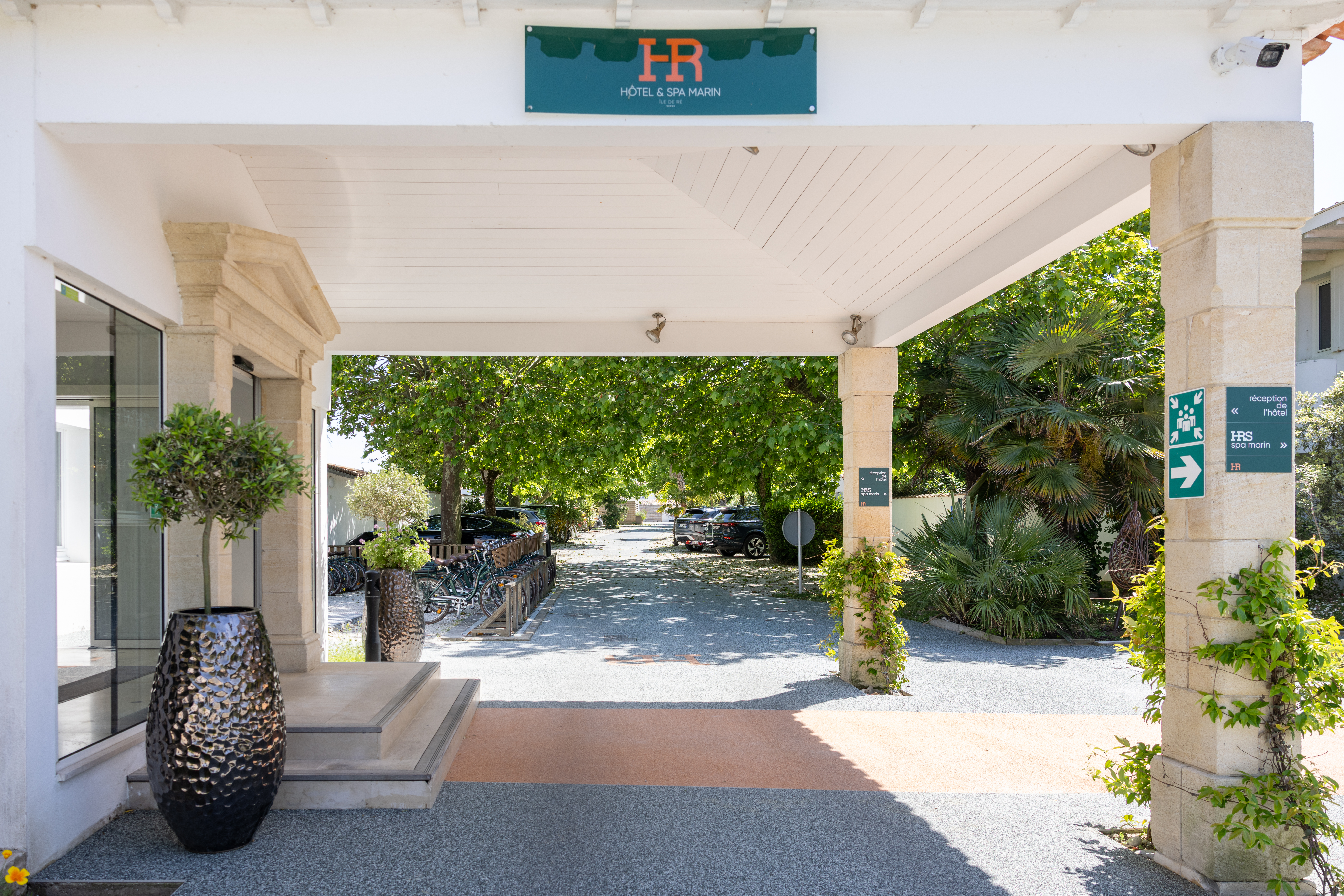 Entrée de l'hotel hr